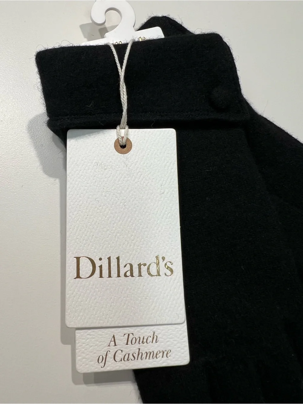Dillard's Lambs Wool and Cashmere Gloves